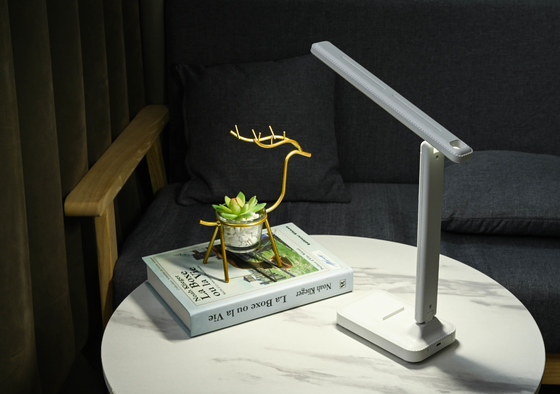 Adjustable Arm Foldable Table Lamp 5500 Kelvin Touch Control With 10 Bulbs For Bright Lighting