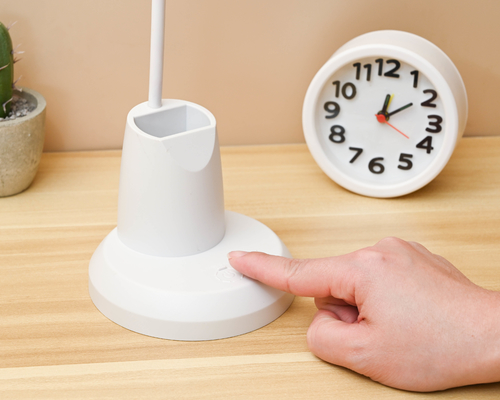 Touch Control Led Table Lamp With 6500-8000K Color Temperature 5W Power 10 Bulbs Small Table Lamps