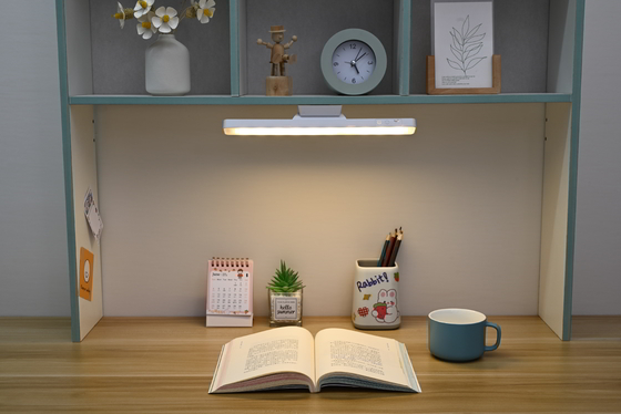 Dimmable LED Table Lamp 5W Touch Control In 3500-6500K Color Temp