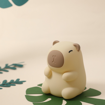 Rechargeable Lovely Design Soft Silicone Capybara Night Light For Child's Bedroom
