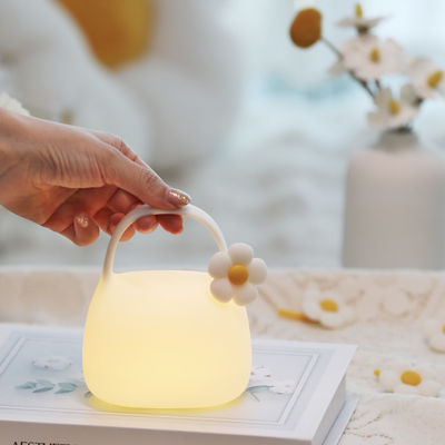 Custom Logo Portable Clapping Touch Control LED Night Light New Design Birthday Gift Bedroom Silicone Atmosphere USB Rechargeable