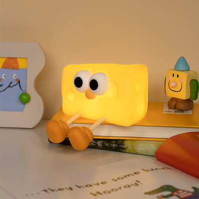 China Factory Modern Design USB Rechargeable Silicone Baby Night Light Lamp Smart Home Lighting With A Cheese DesignFor Girls Bedroom