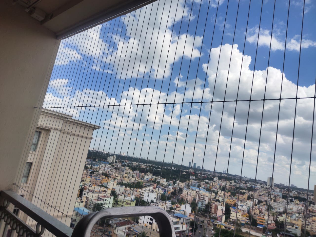 Stylish ClearView Side Cover Vertical Nylon Steel Wire Rope Stainless Steel Wires Window Invisible Grille